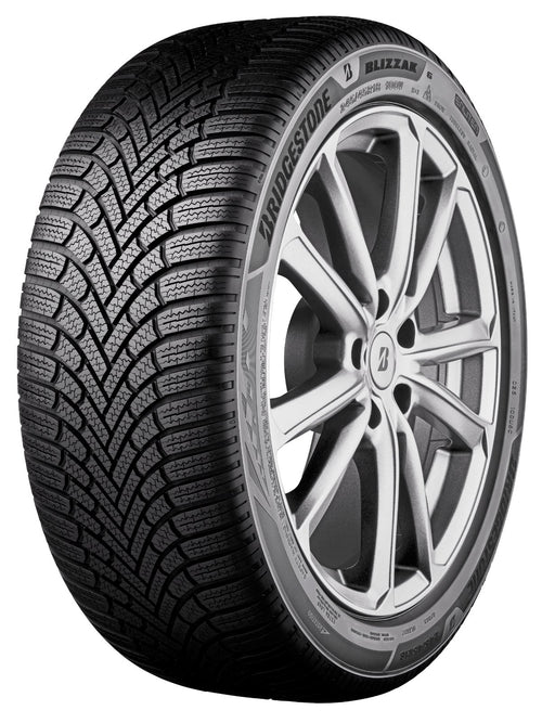 Bridgestone Blizzak 6 205/40R18 Winter